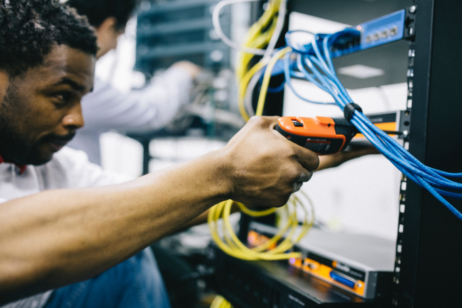 OSCOMP networking and IT solutions project